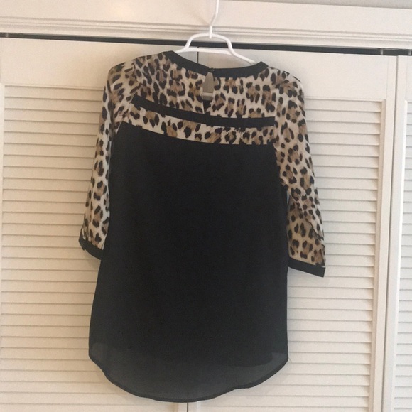 Blouse - Picture 2 of 4